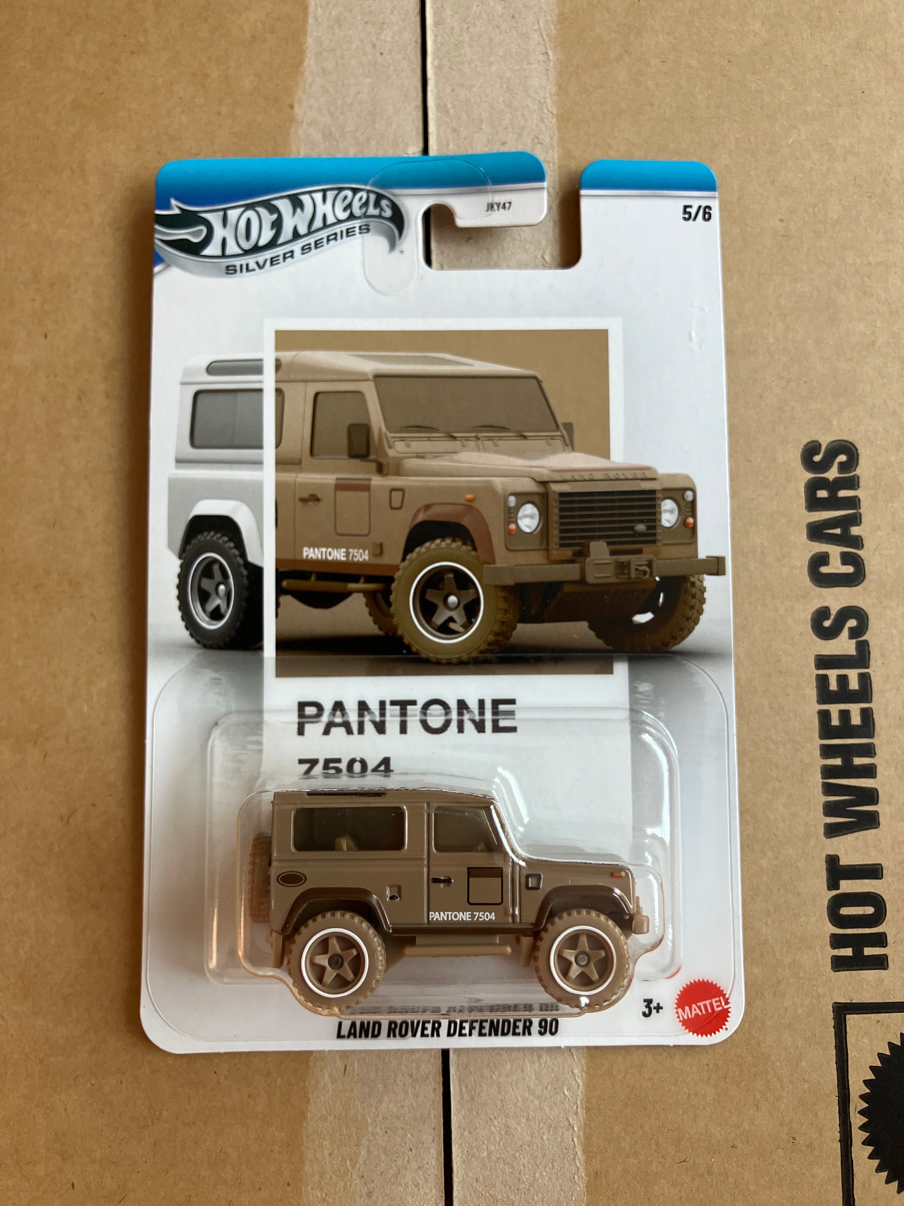 Hot Wheels 2026 - Land Rover Defender 90 - Pantone