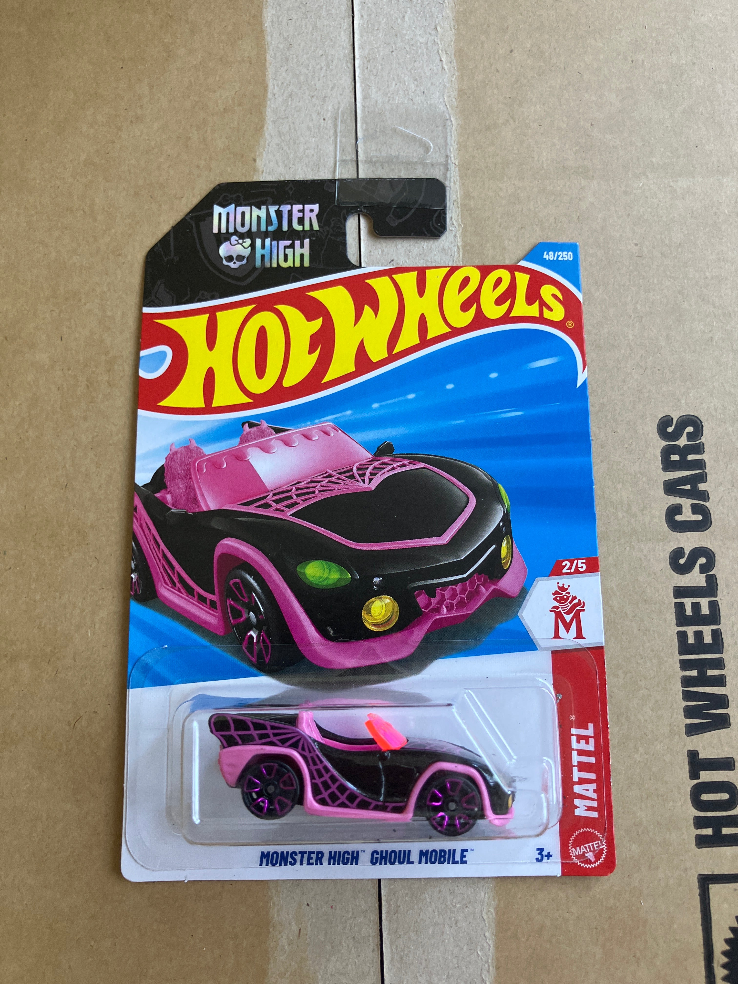 Hot Wheels 2026 - Monster High Ghoul Mobile - Mattel