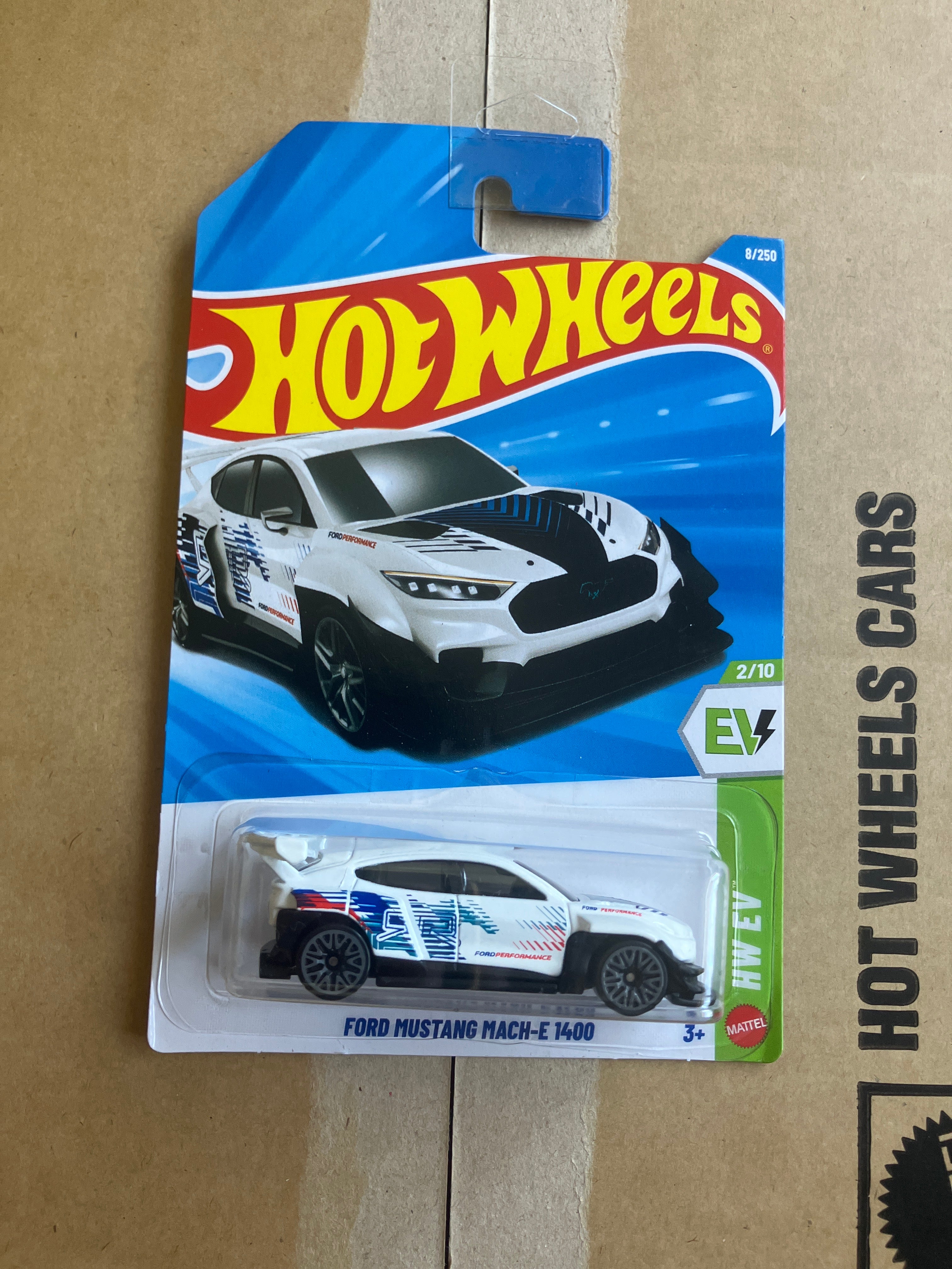 Hot Wheels 2026 - Ford Mustang Mach-E 1400 - HW EV